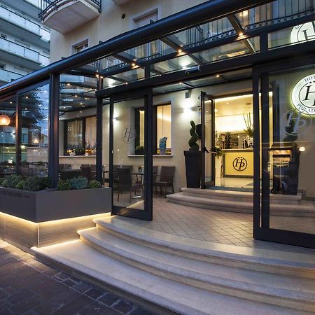 Hotel Philadelphia Cattolica Luaran gambar