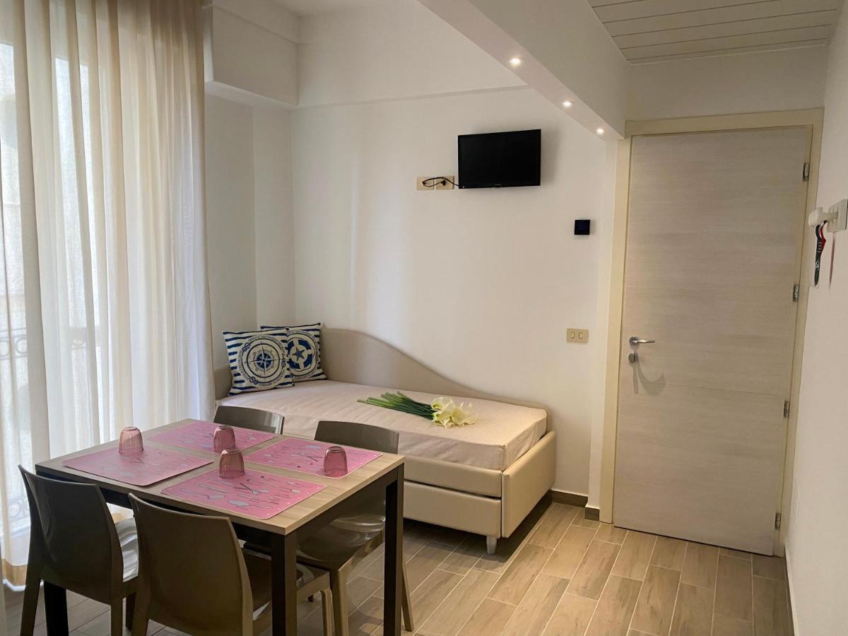 Hotel Philadelphia Cattolica Luaran gambar