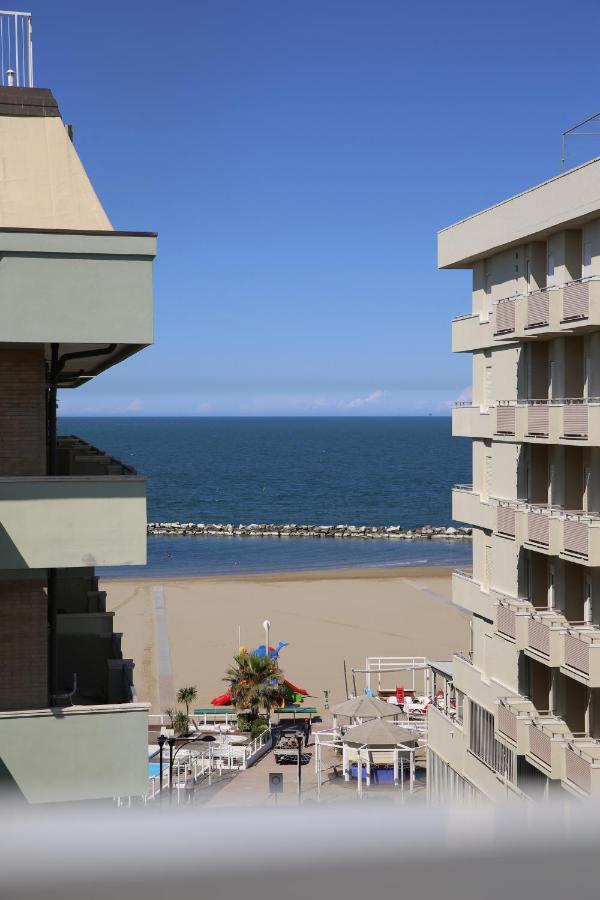 Hotel Philadelphia Cattolica Luaran gambar