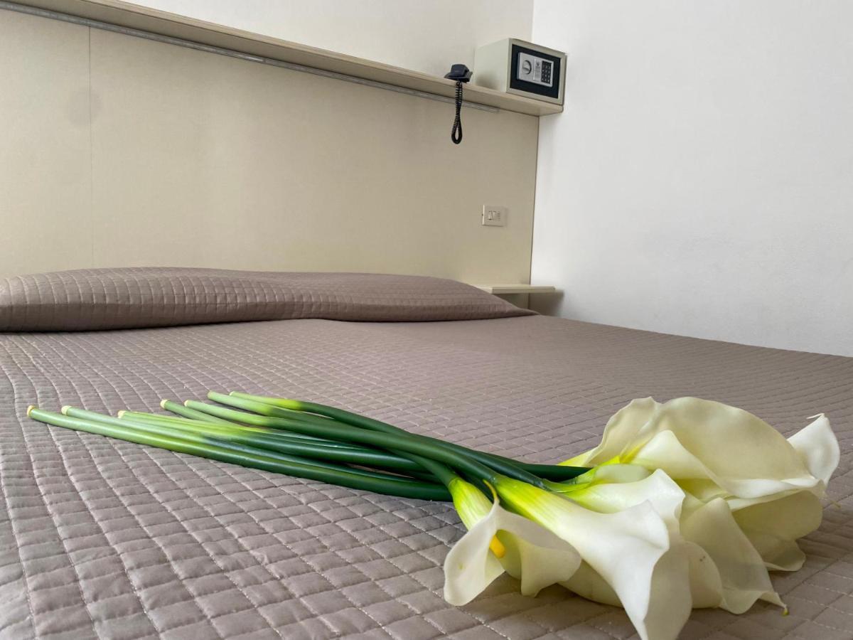 Hotel Philadelphia Cattolica Luaran gambar