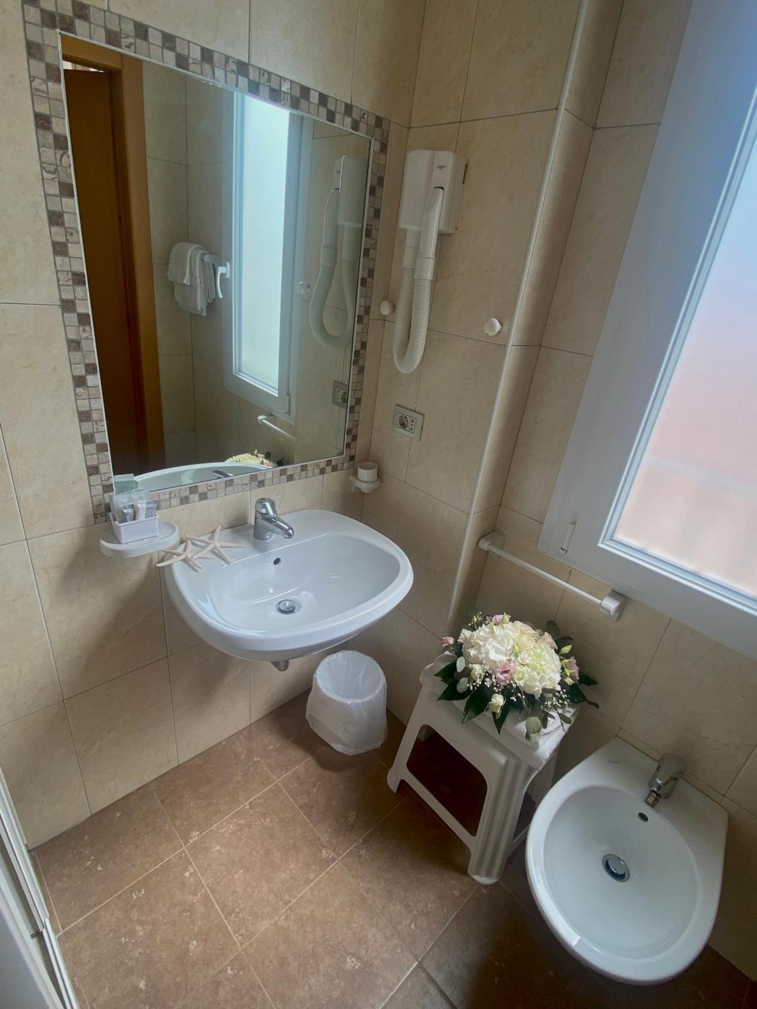 Hotel Philadelphia Cattolica Bilik gambar