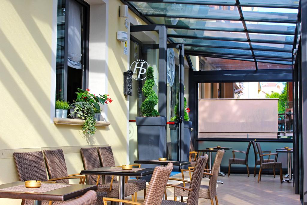 Hotel Philadelphia Cattolica Luaran gambar