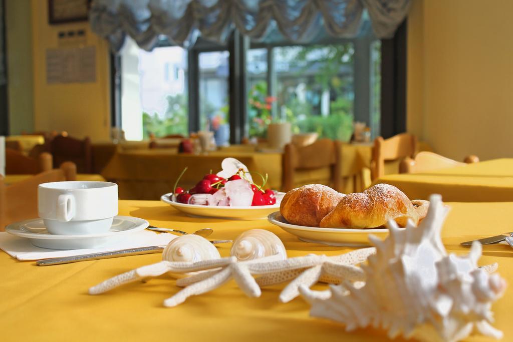 Hotel Philadelphia Cattolica Luaran gambar