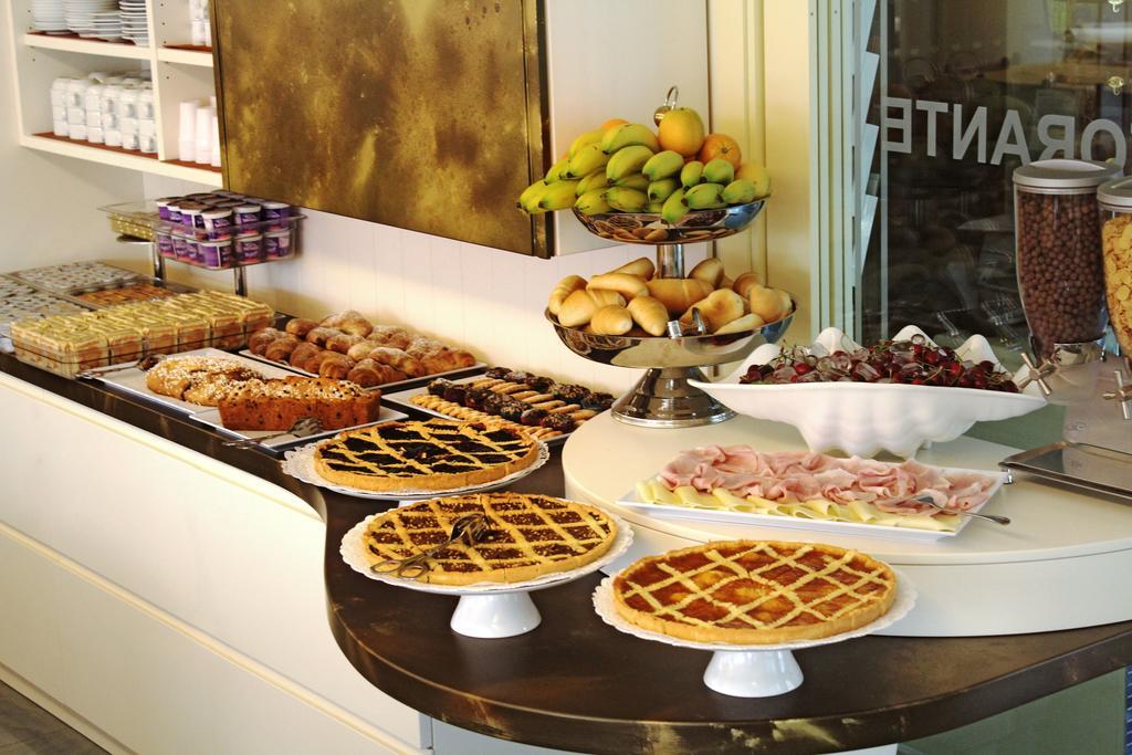 Hotel Philadelphia Cattolica Luaran gambar