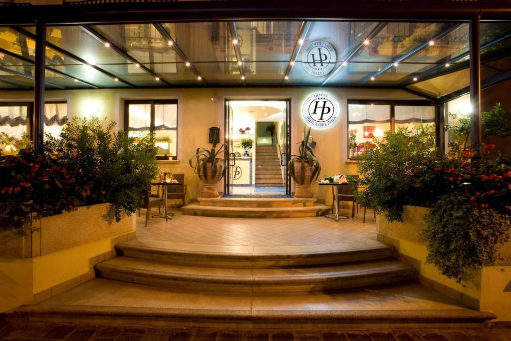 Hotel Philadelphia Cattolica Luaran gambar